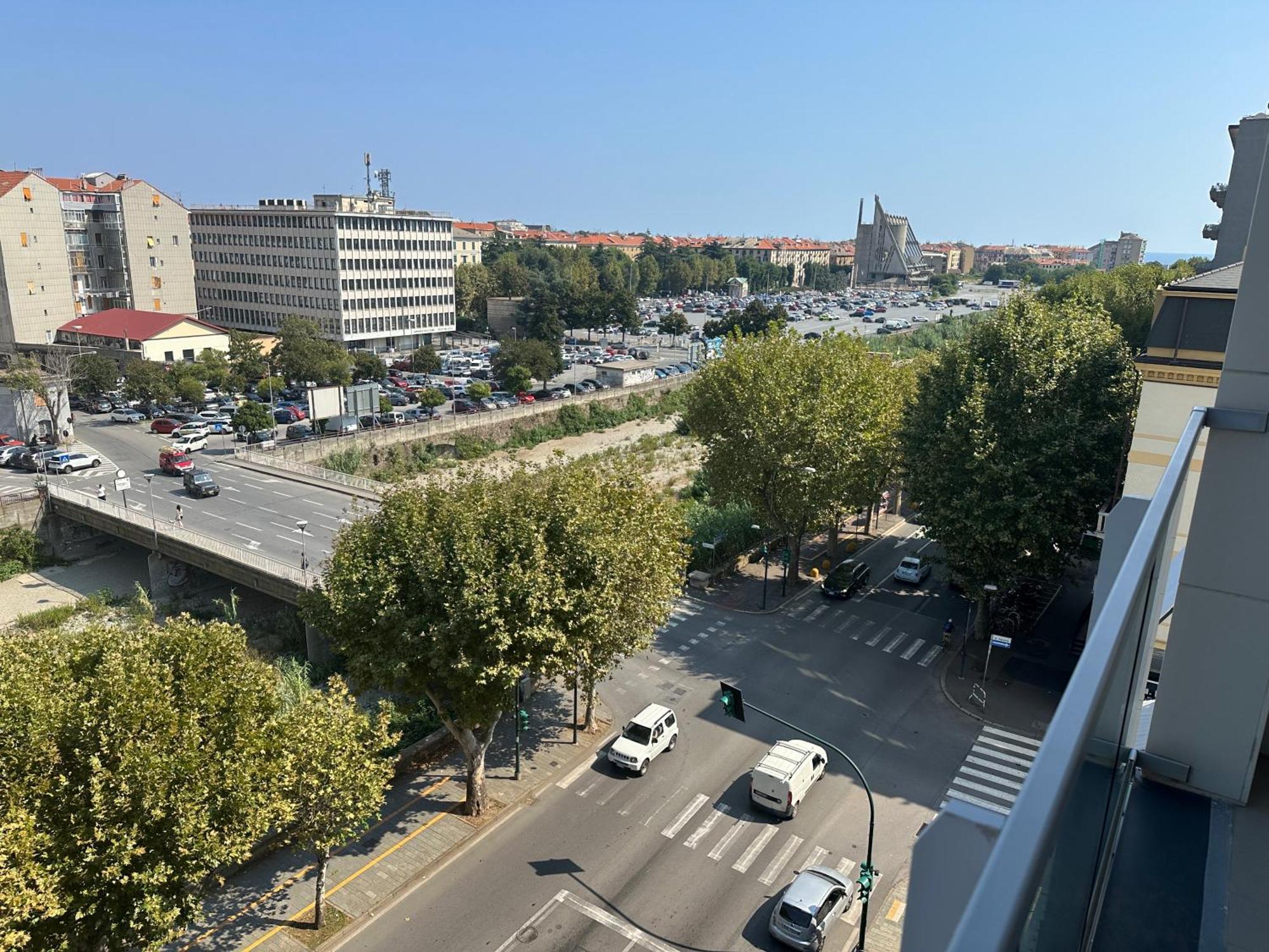 Il Gabbiano Savona "Luxury House" - Wifi, Parking, Shopping Center Daire Dış mekan fotoğraf
